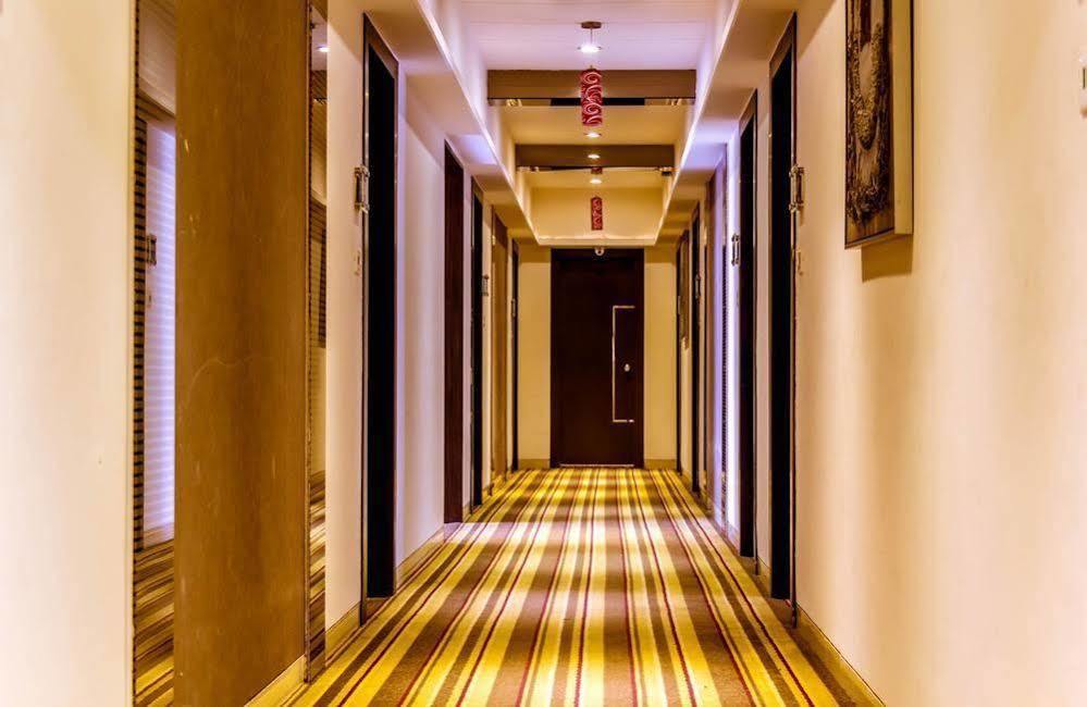 Oyo Premium Coastal Battery Hotell Visakhapatnam Eksteriør bilde